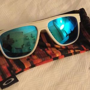 Oakley Breadbox Polarized